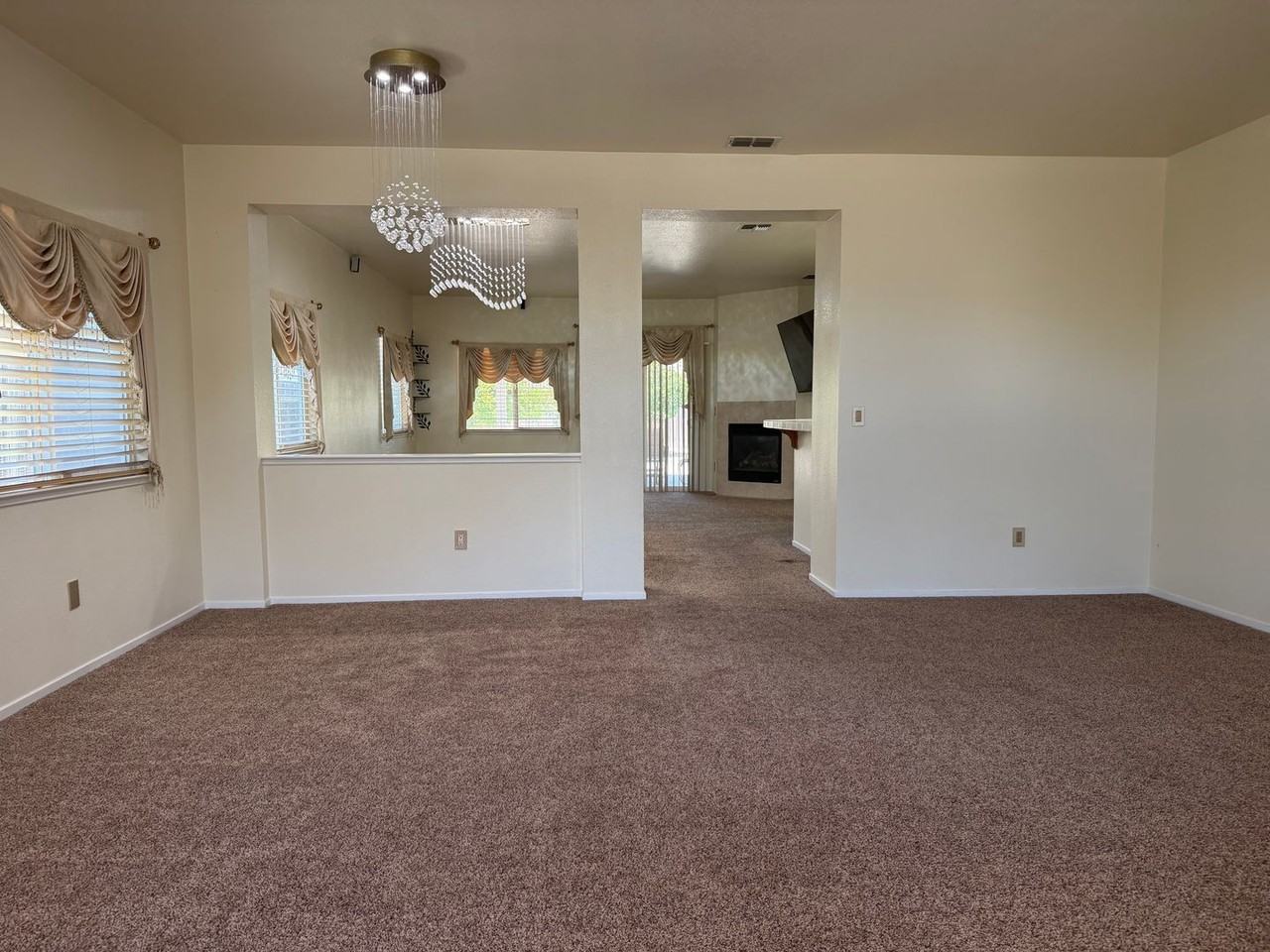1947 Expedition Way - Photo 3 of 34