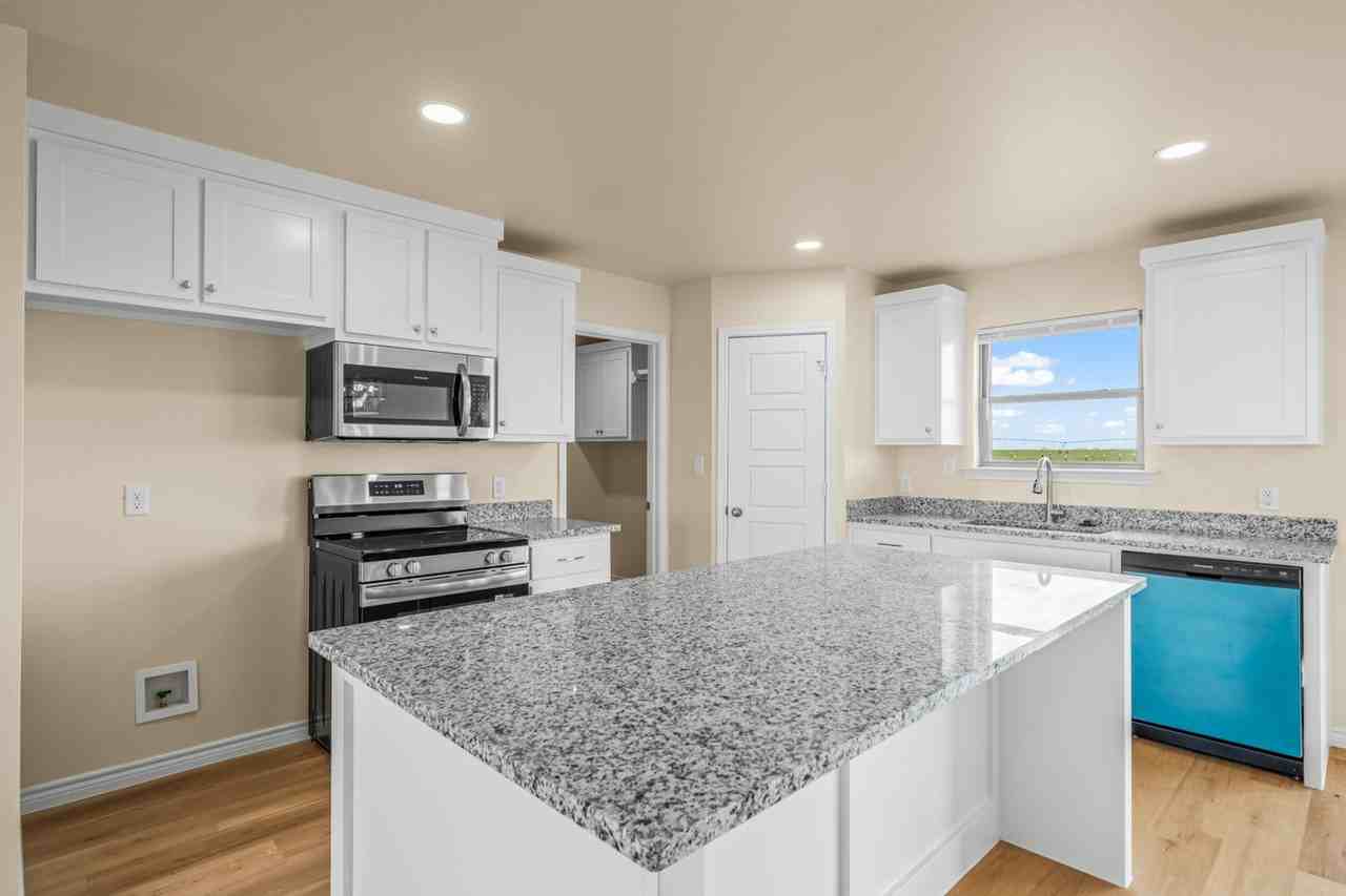 11207 11207 N CR 2800 A - Photo 3 of 32