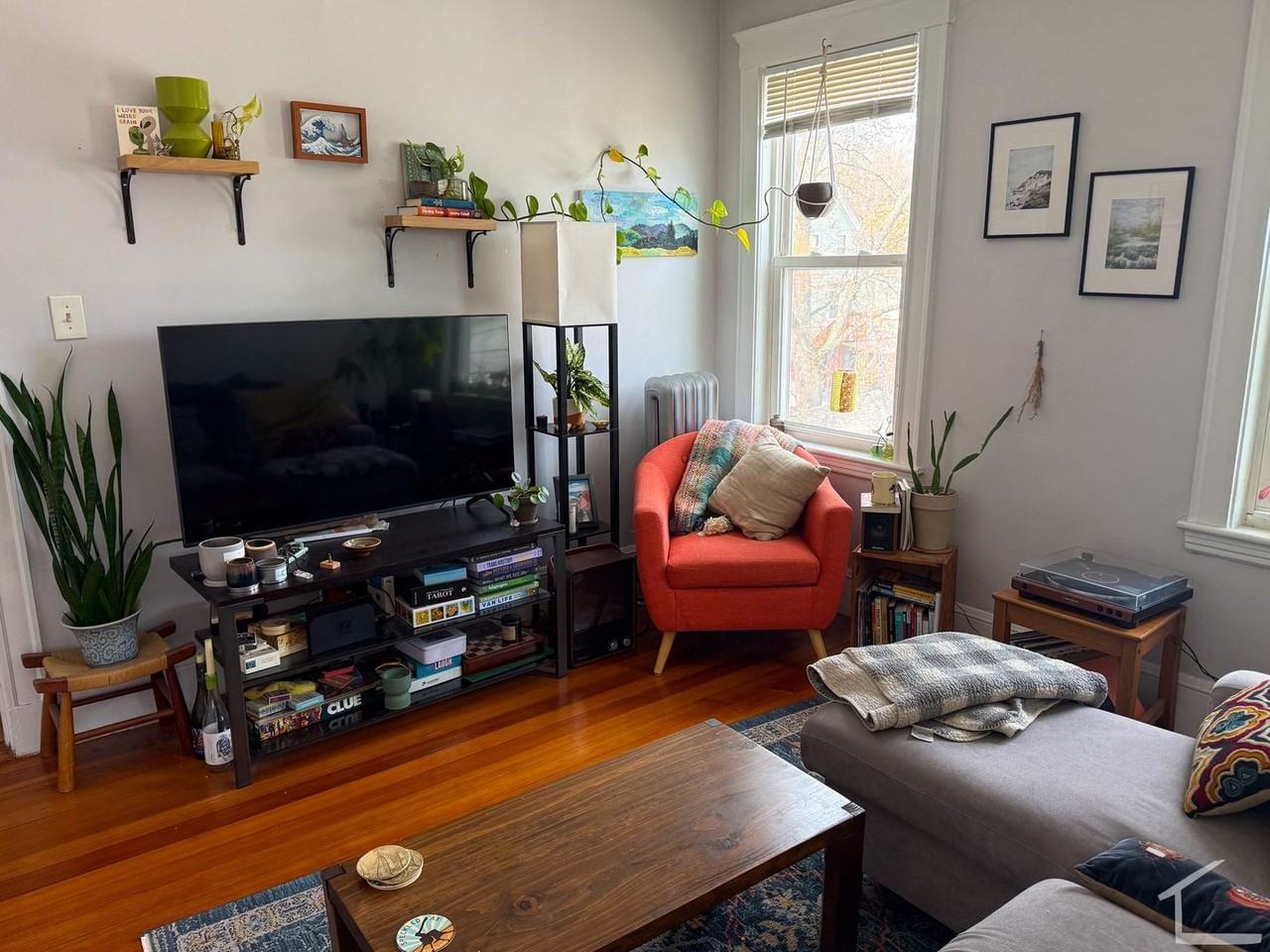 36 Fairbanks St - Photo 2 of 13