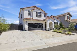 featured image of 2532 Eastridge Dr