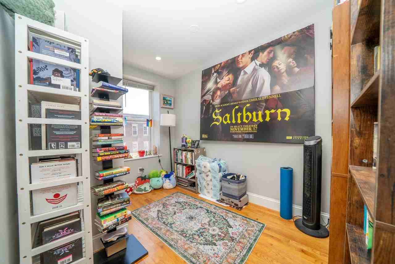 28 Chelsea St - Photo 6 of 10