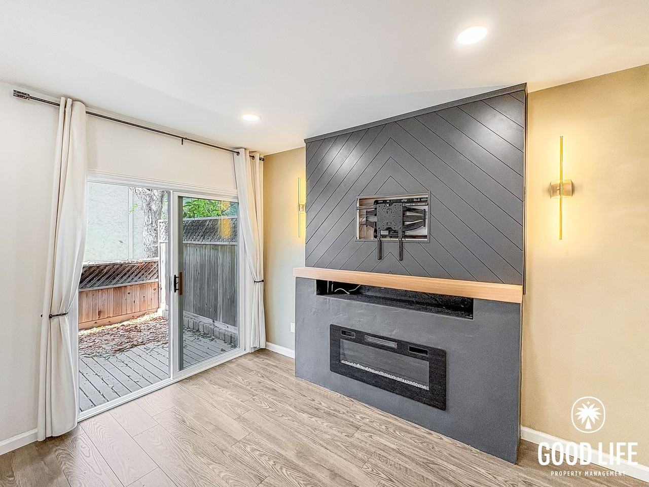 2349 Altisma Way #B - Photo 7 of 24