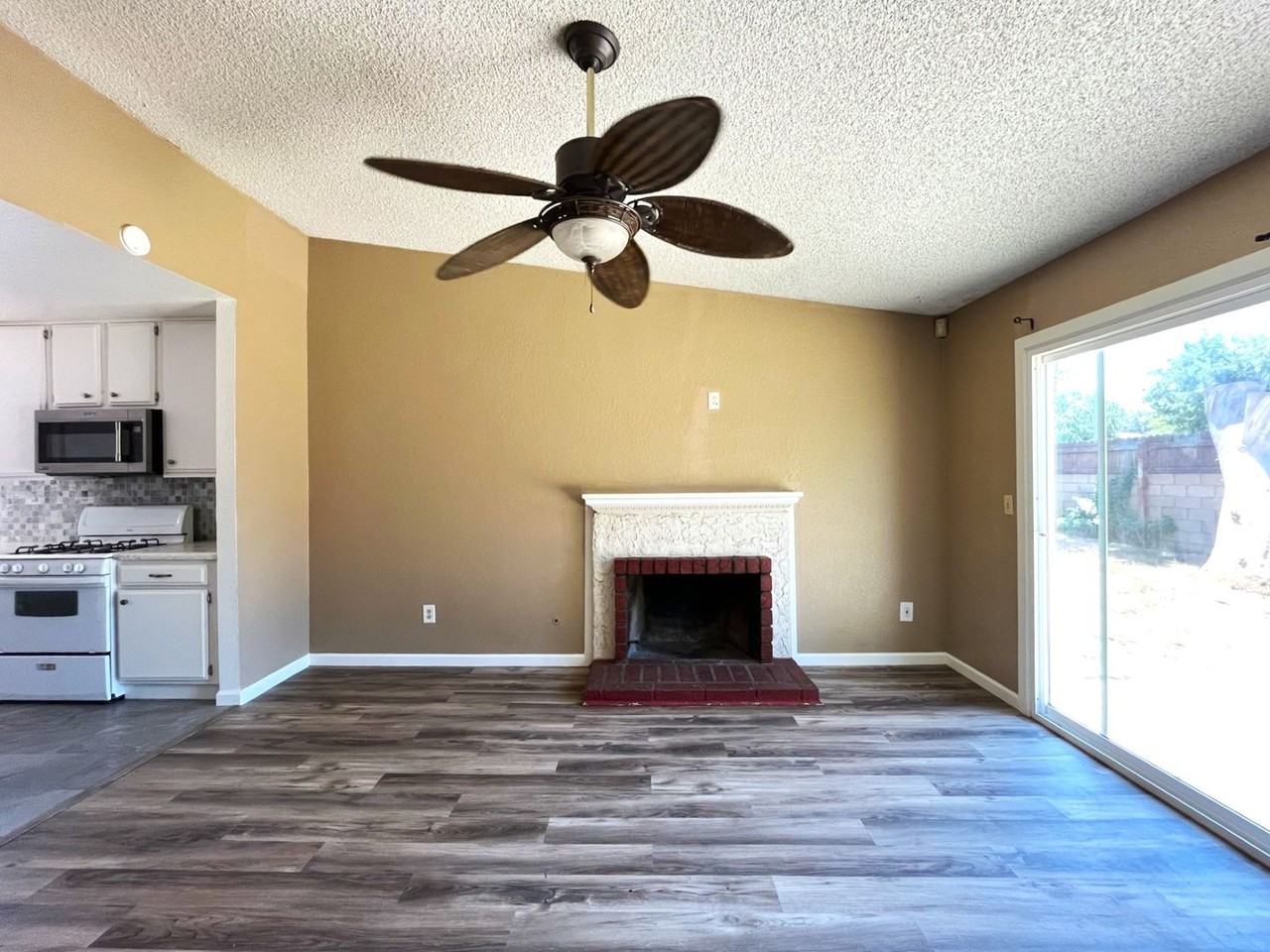 3177 17th St - Photo 6 of 29