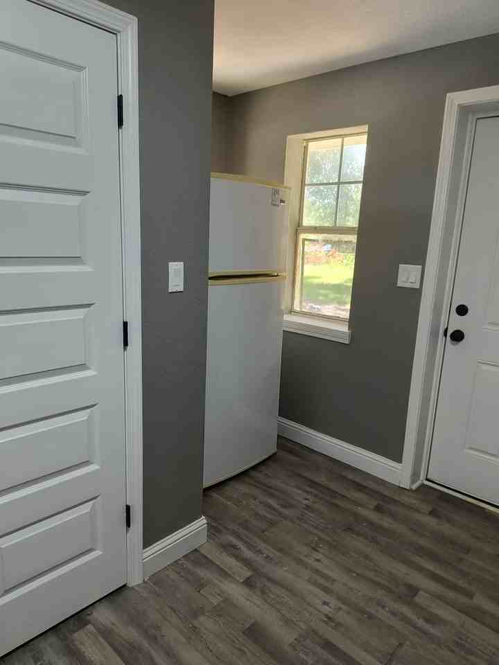 4407 Tram Rd - Photo 4 of 10