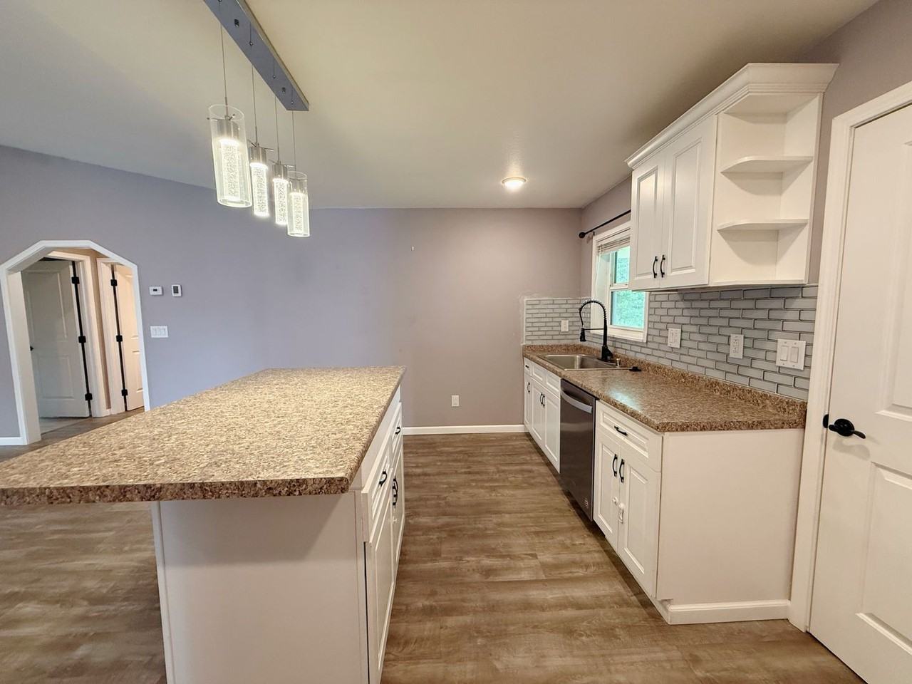 1466 Joyce Dr - Photo 6 of 18