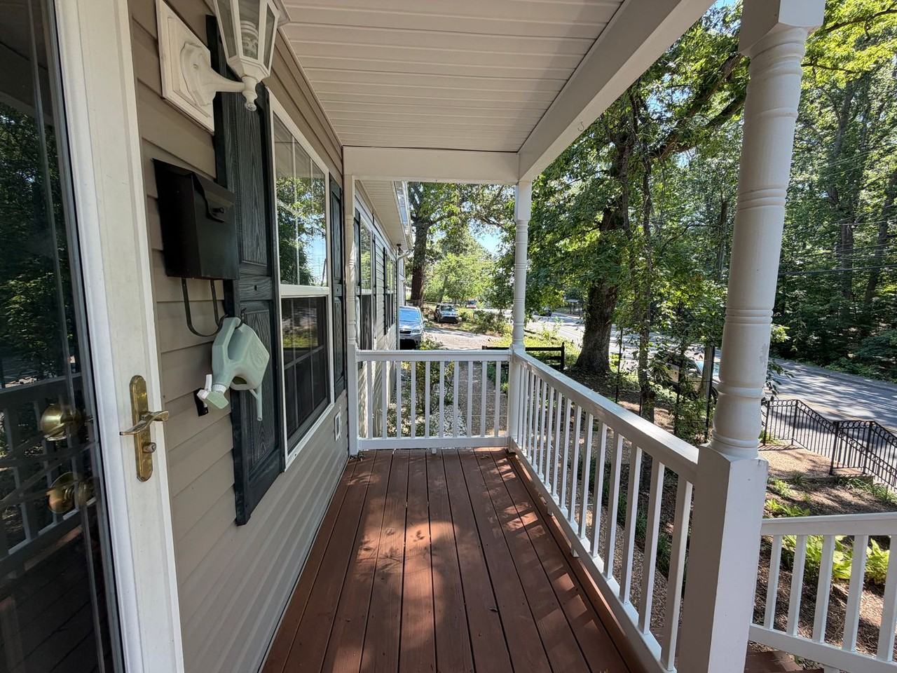 1611 Cherry Ave - Photo 6 of 41