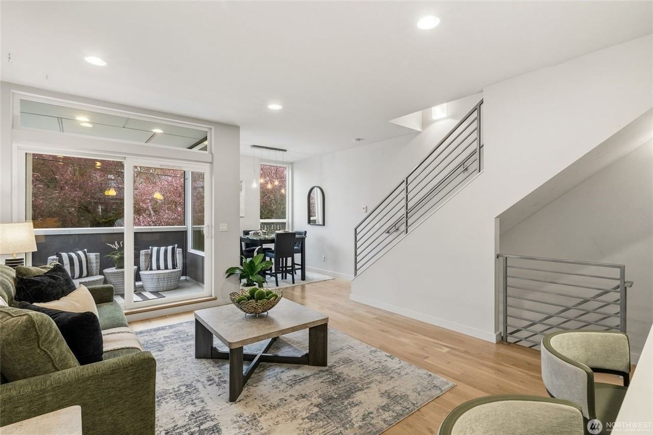 1523B Nw 64th St - Photo 5 of 34