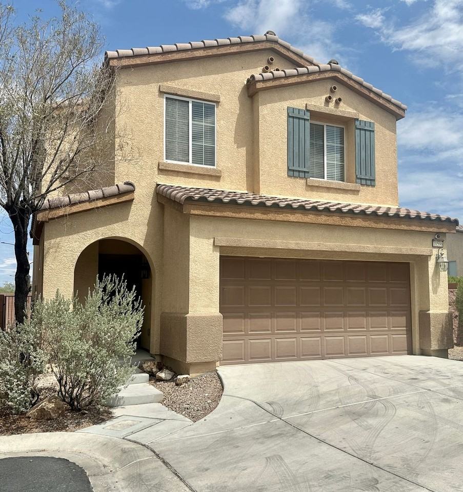 10596 La Campana St - Photo 2 of 21