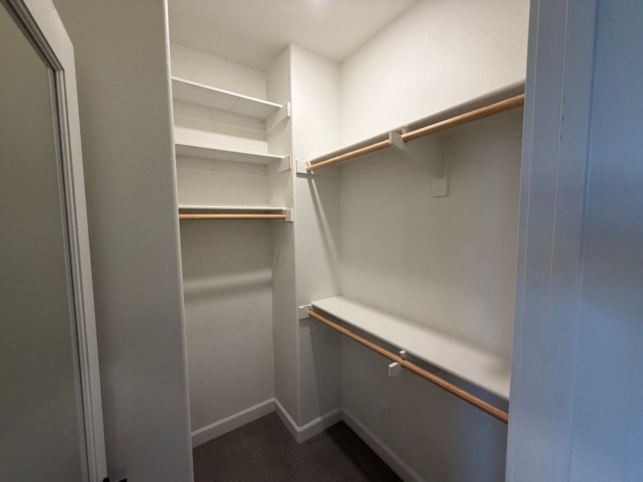 1922 Strata St #5 - Photo 4 of 26