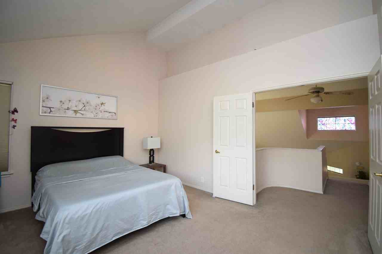 2122 E Rainbow Point Dr - Photo 7 of 32