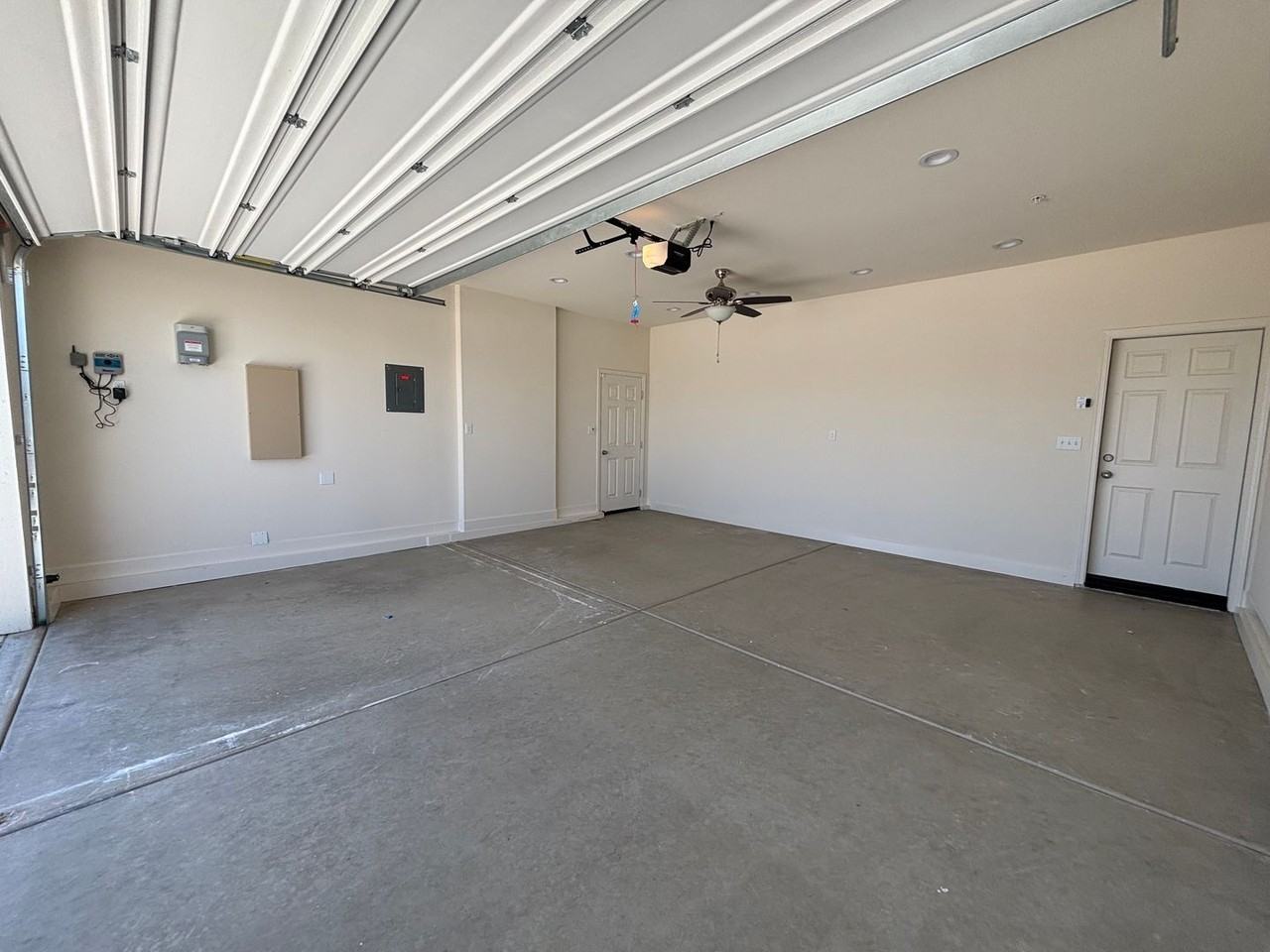 30769 Ashland Rd - Photo 5 of 19