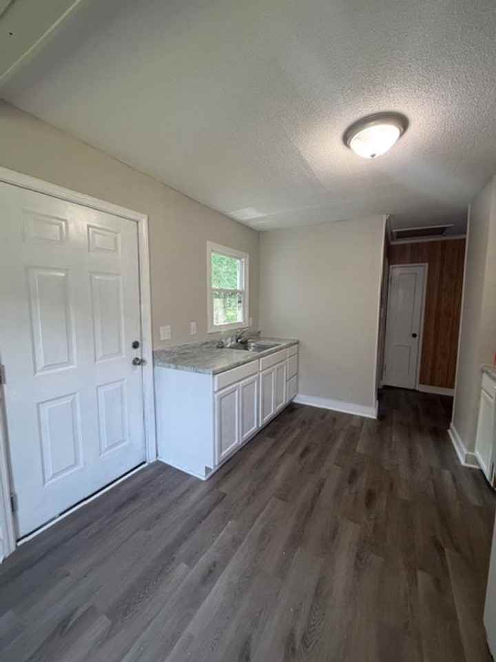 609 Marcella Dr - Photo 4 of 14
