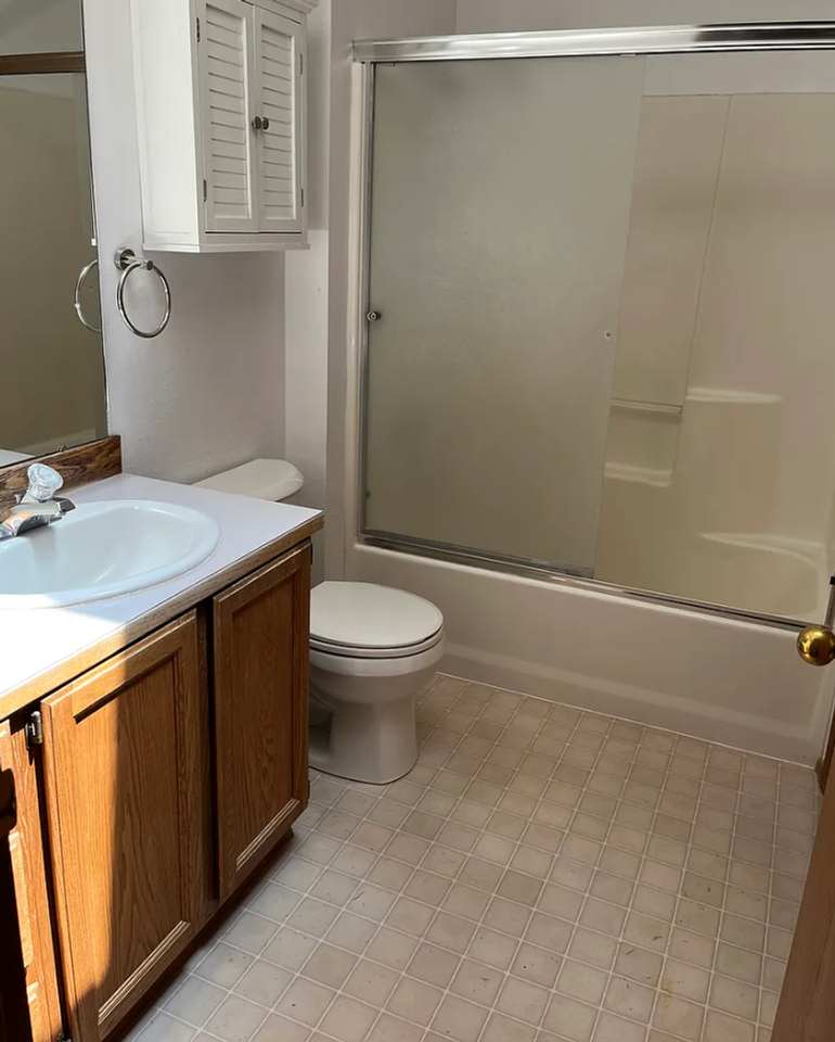 3825 Sage Rd - Photo 7 of 10