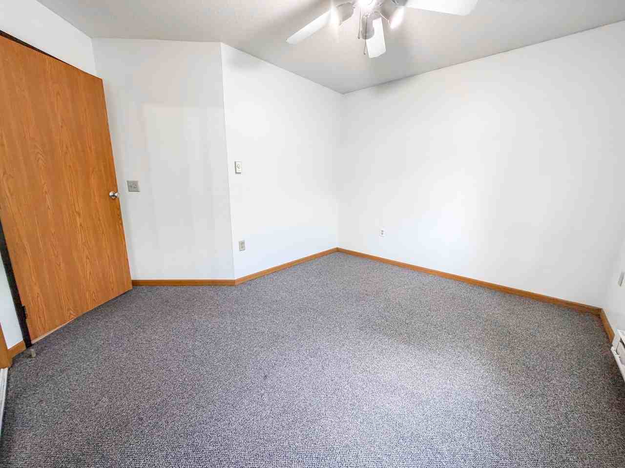 912 8th St S - Photo 7 of 12
