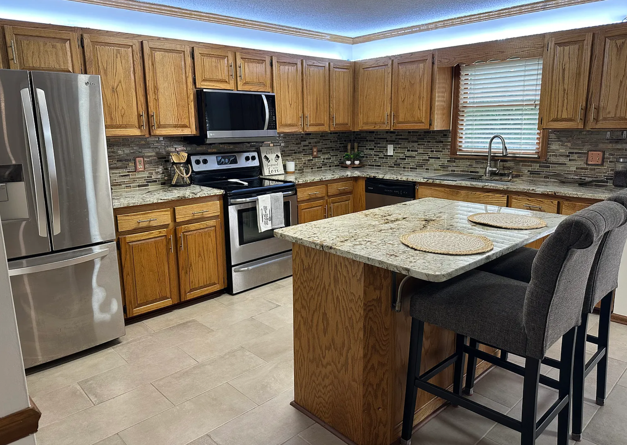 1200 Stillwater Rd - Photo 2 of 27
