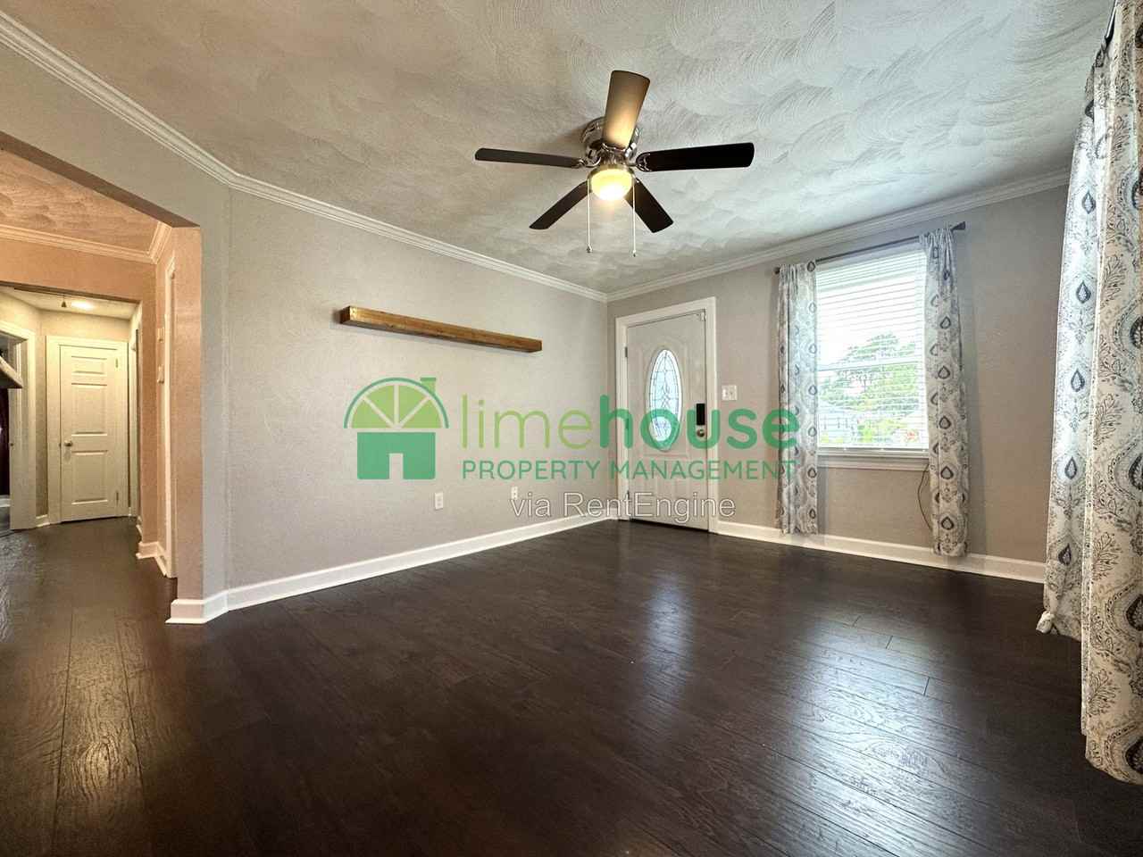 809 Cambridge Ave - Photo 3 of 23