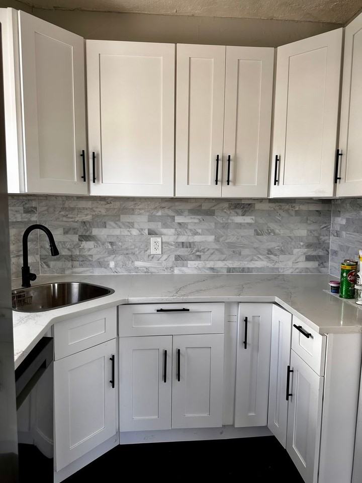 25 Brighton St #3 - Photo 2 of 12