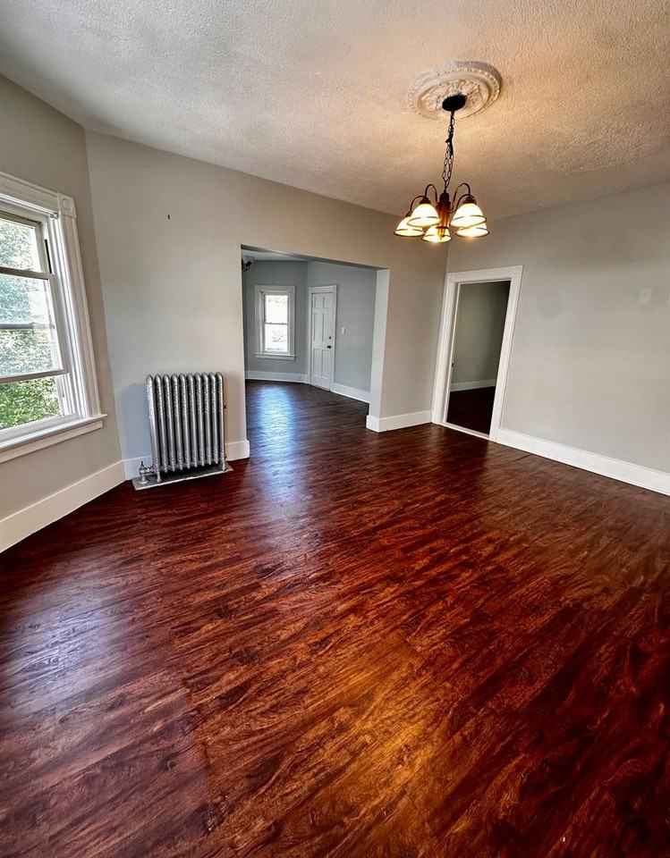 25 Brighton St #3 - Photo 7 of 12