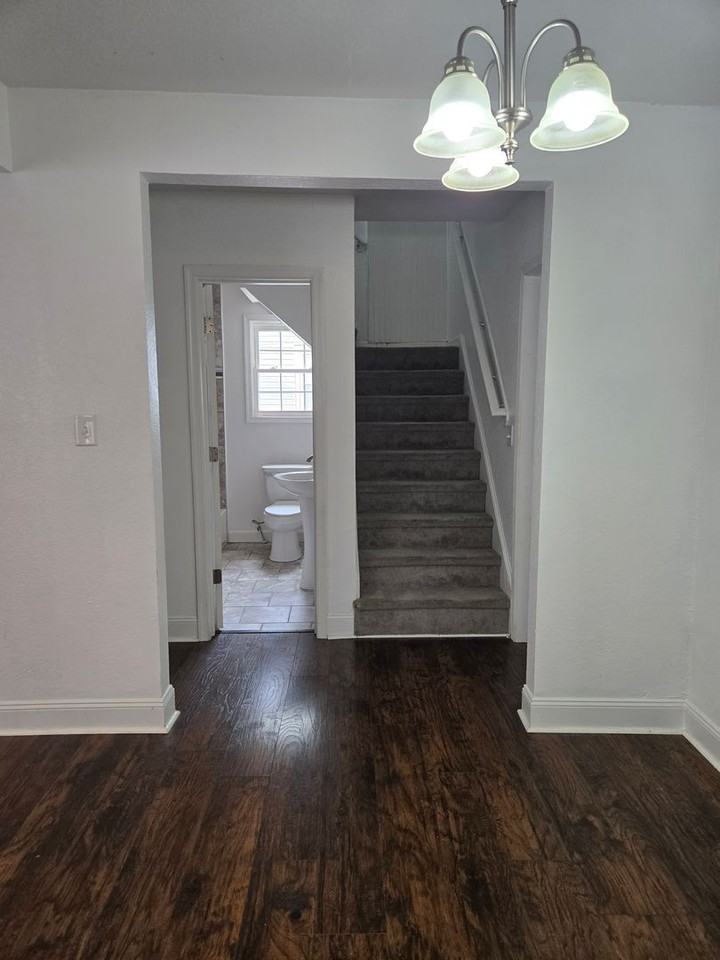 1914 Piedmont Ave - Photo 5 of 13