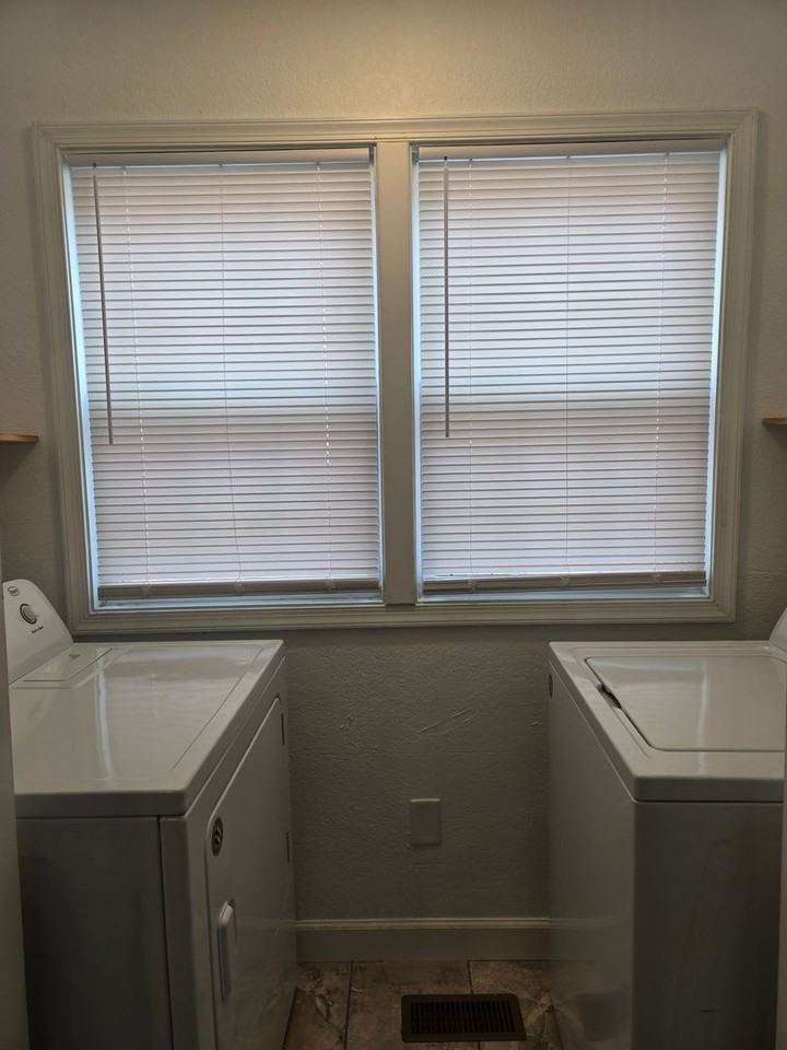 1914 Piedmont Ave - Photo 6 of 13