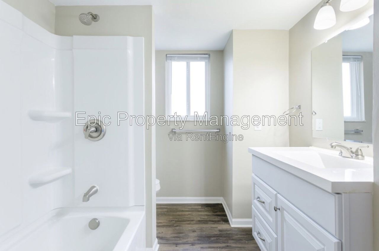 10045 Groh Rd #43 - Photo 5 of 9