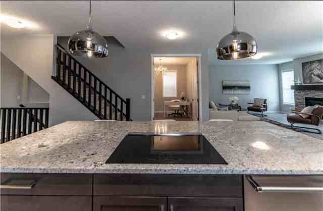 466 Silverado Blvd Sw - Photo 3 of 5