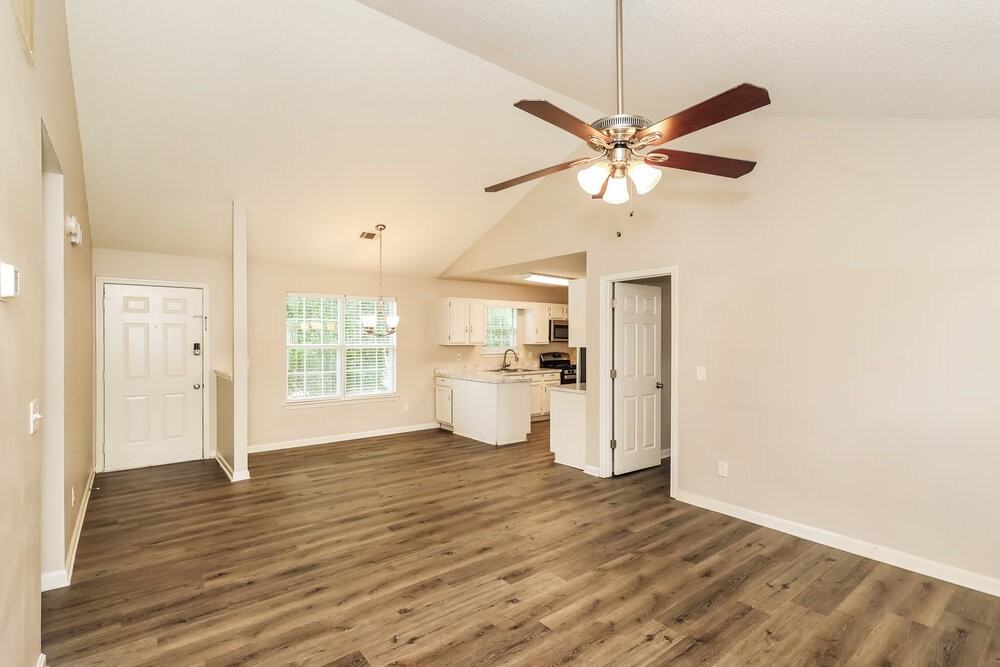 1310 Waterton Trl - Photo 6 of 16