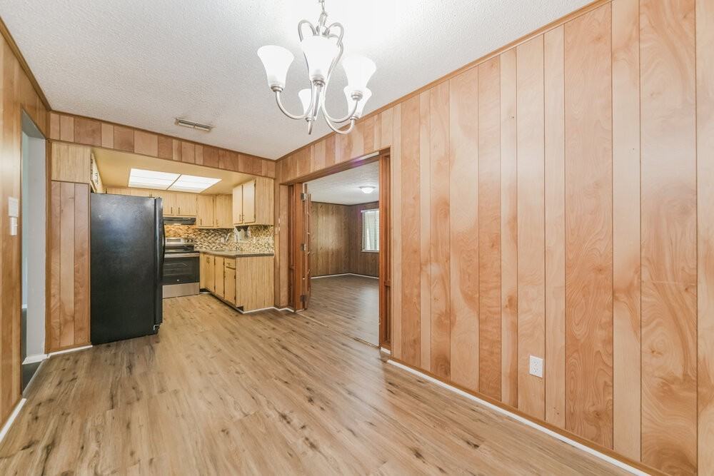 123 Hidalgo Ave - Photo 6 of 16
