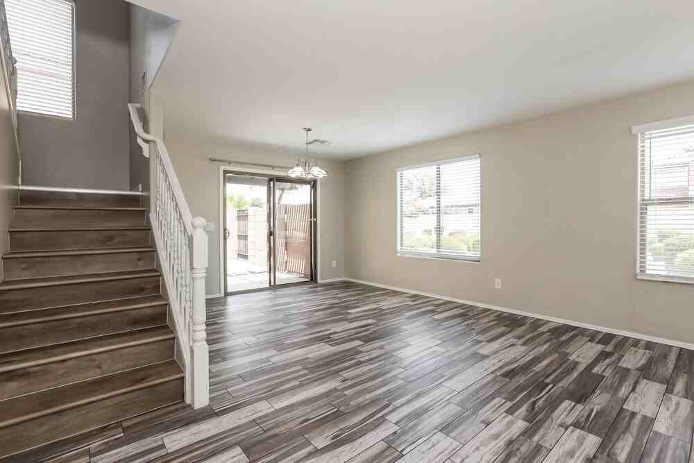 3348 E Franklin Ave - Photo 4 of 17