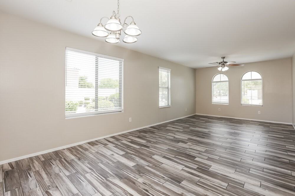 3348 E Franklin Ave - Photo 5 of 17