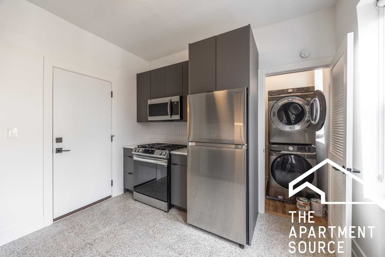 3051 W Medill Ave #2B - Photo 6 of 14