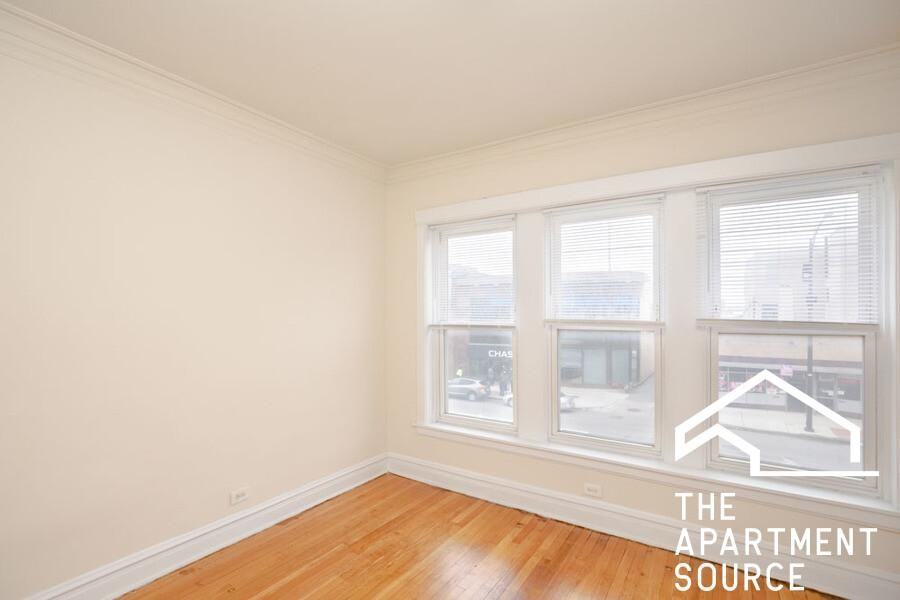 6248 S Western Ave #3N - Photo 4 of 10