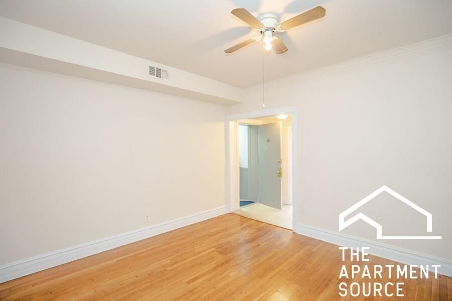 6248 S Western Ave #3N - Photo 6 of 10