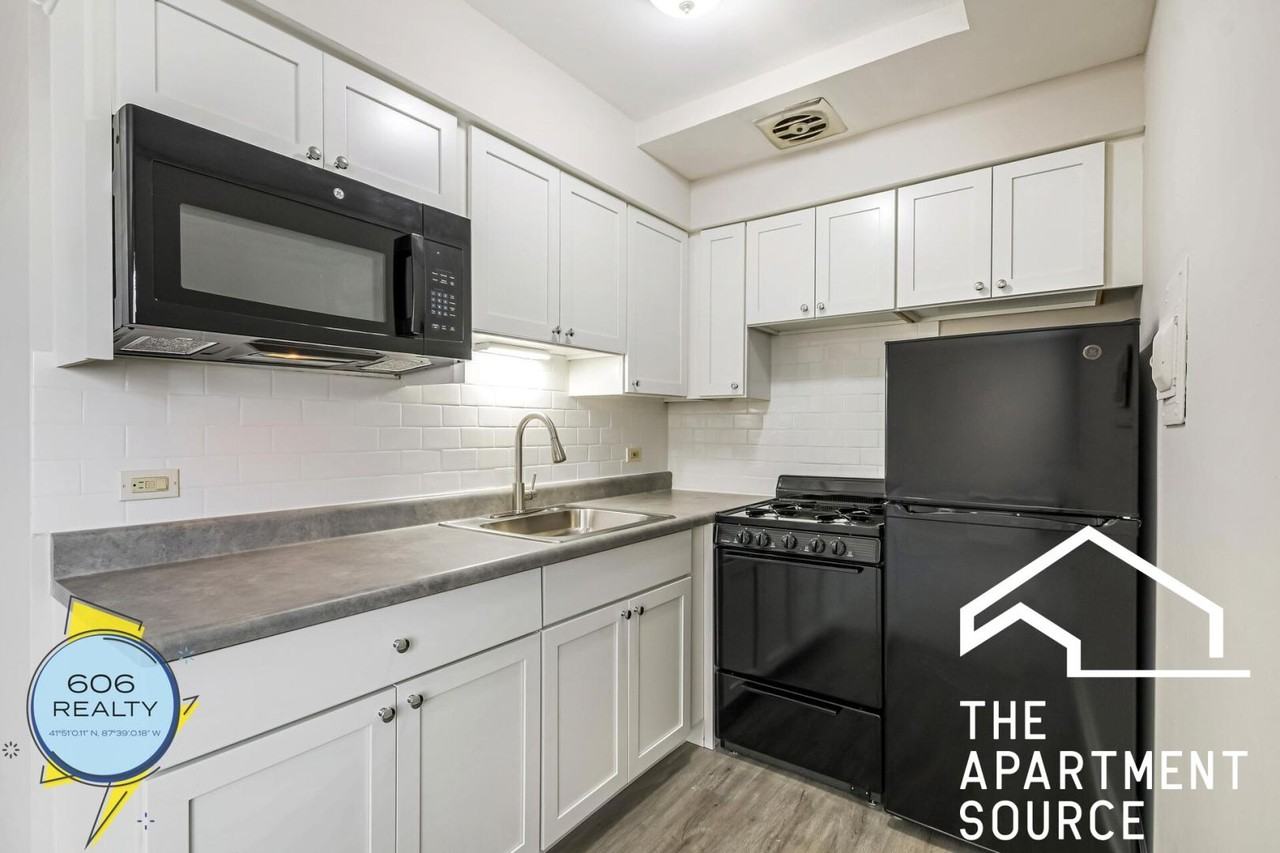 3001 Thatcher Ave #5L - Photo 2 of 18
