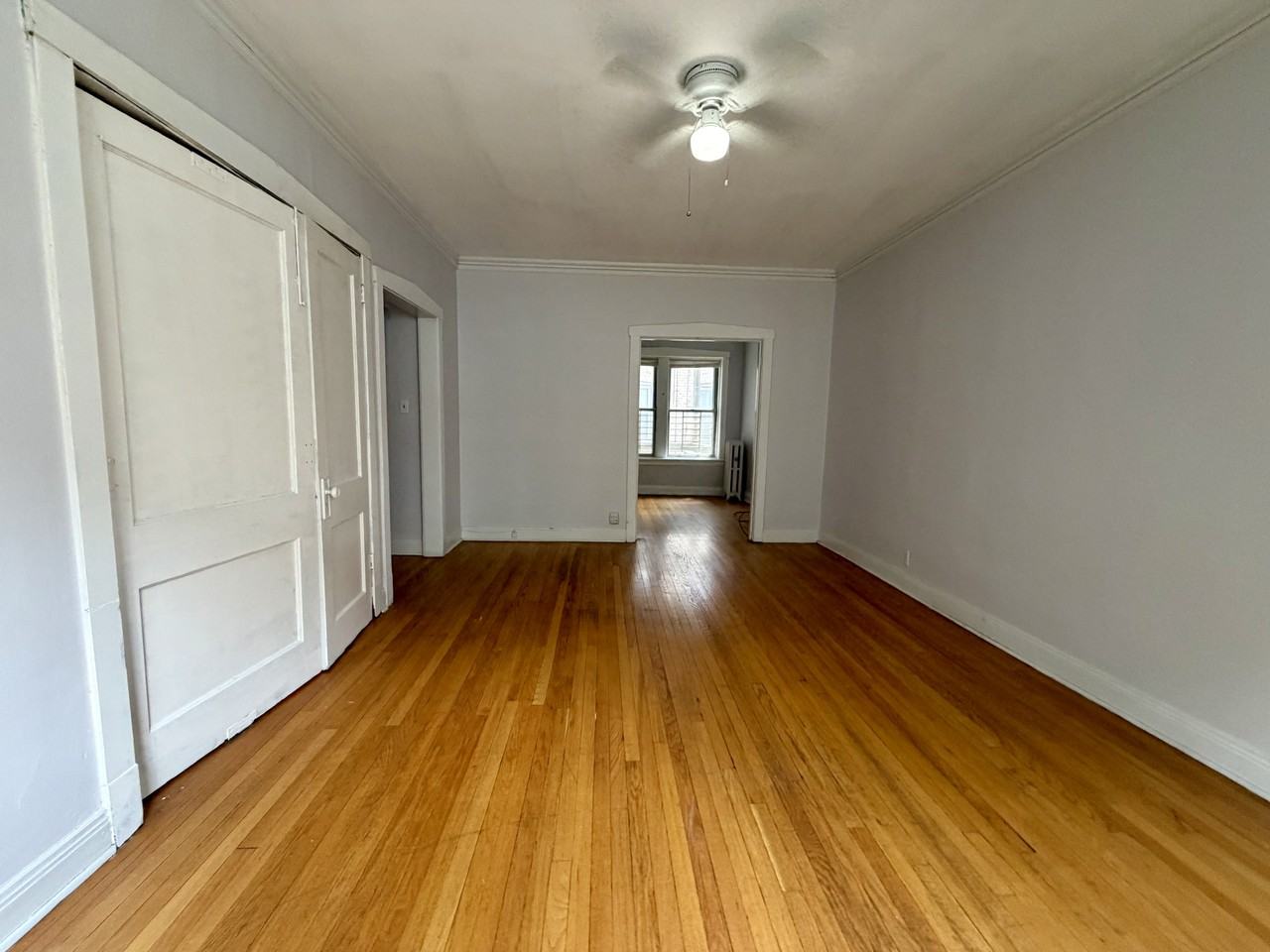 4402 N Winchester Ave #29 - Photo 2 of 14