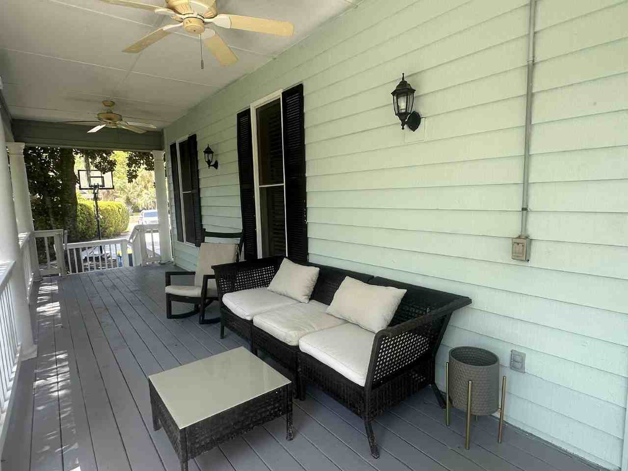 9 Royal Pointe Dr - Photo 5 of 33