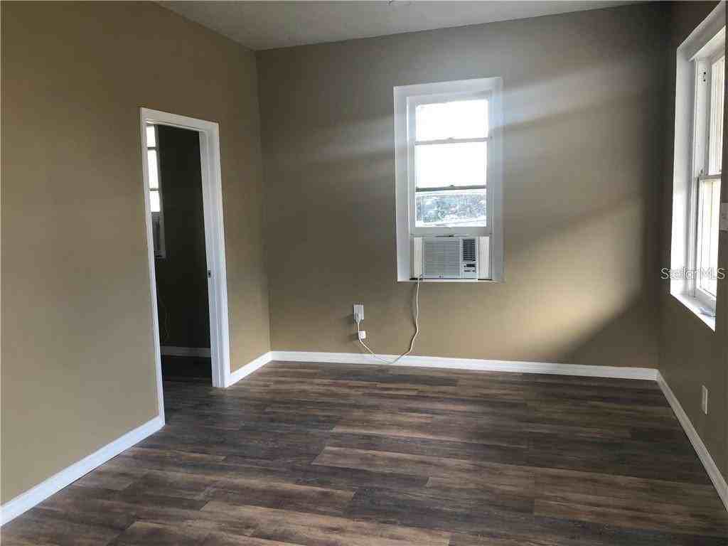 1117 11th St Pennsylvania Avenue Unit A - Photo 6 of 11