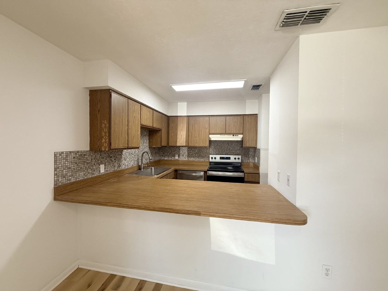 3815 Osprey Cir #D - Photo 6 of 14