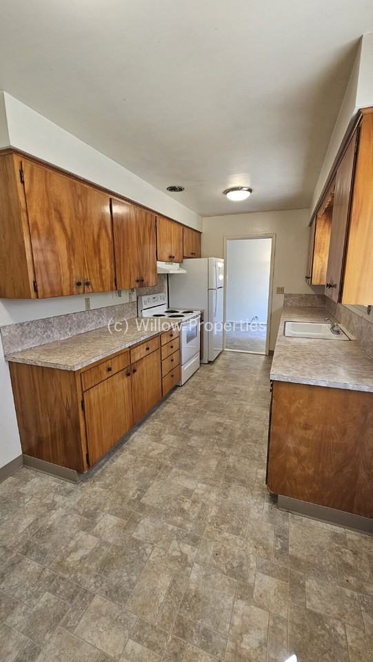 6010 99th St Sw - Photo 4 of 12