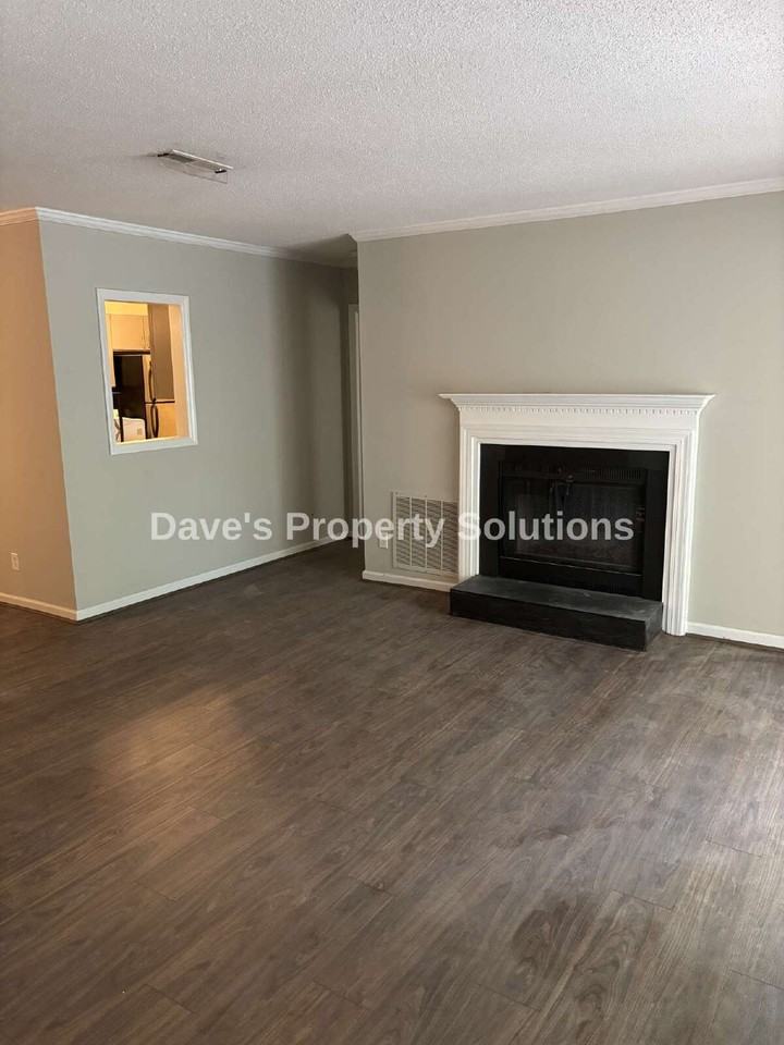 616 Balfour Rd - Photo 2 of 15