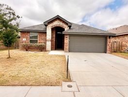 featured image of LZ 5401 Lamont Avenue