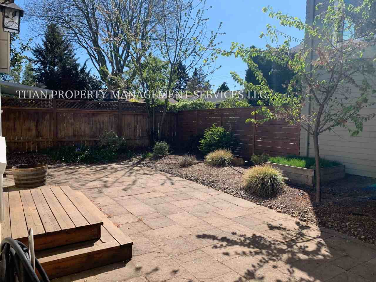 4819 Ne 35th Pl - Photo 3 of 21