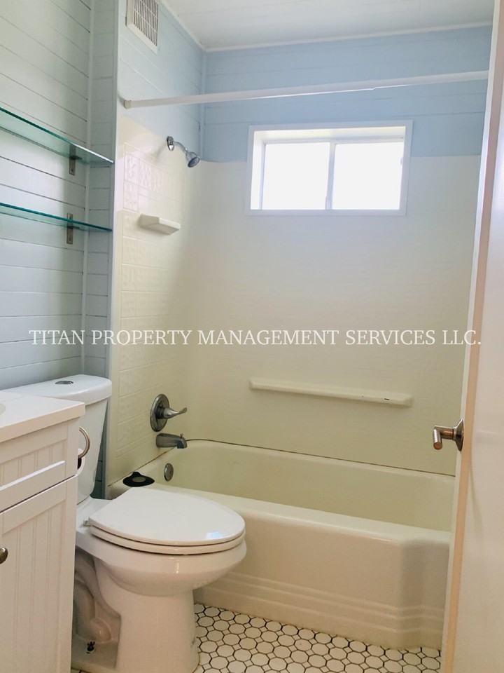 4819 Ne 35th Pl - Photo 6 of 21