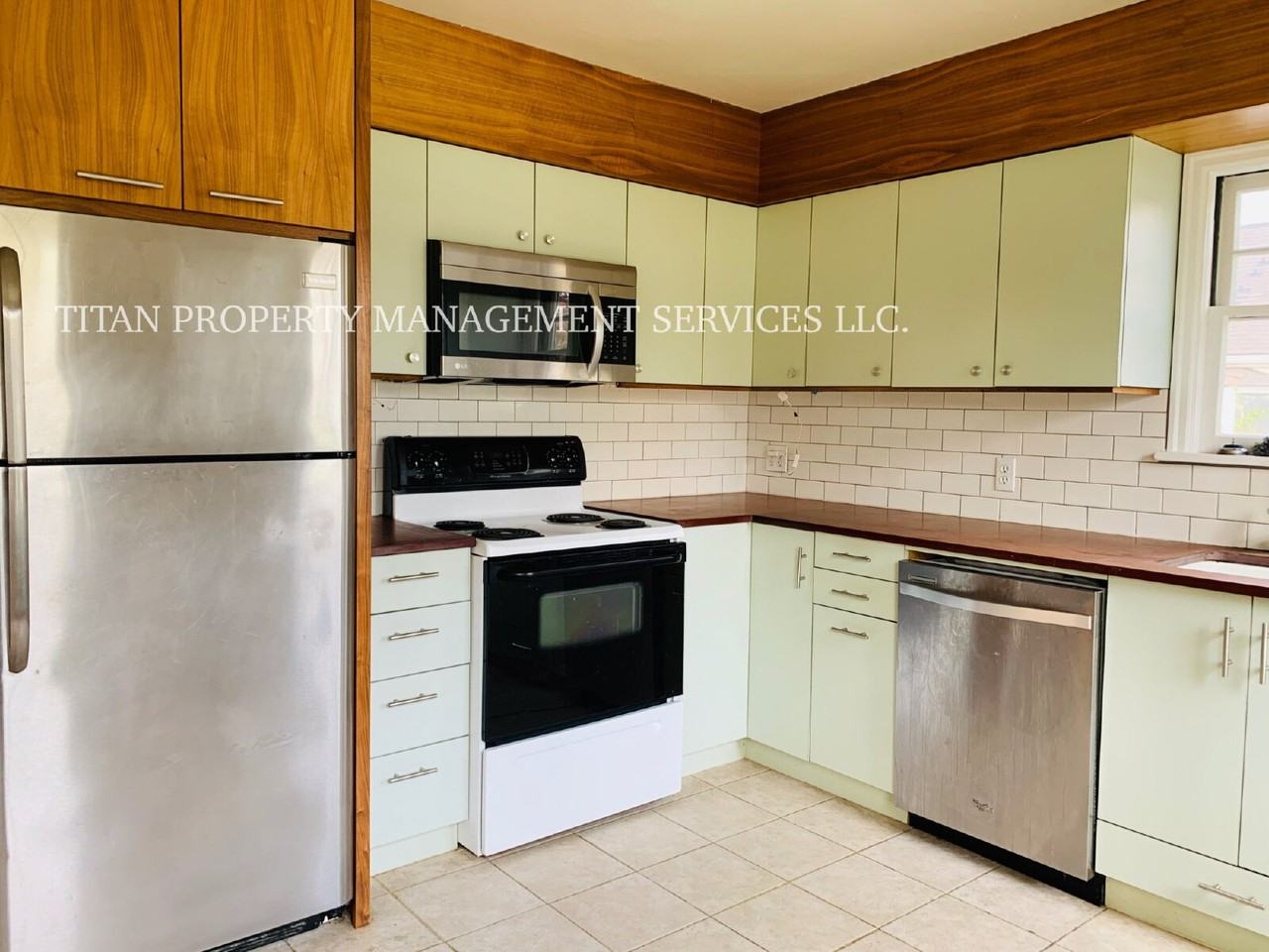 4819 Ne 35th Pl - Photo 7 of 21