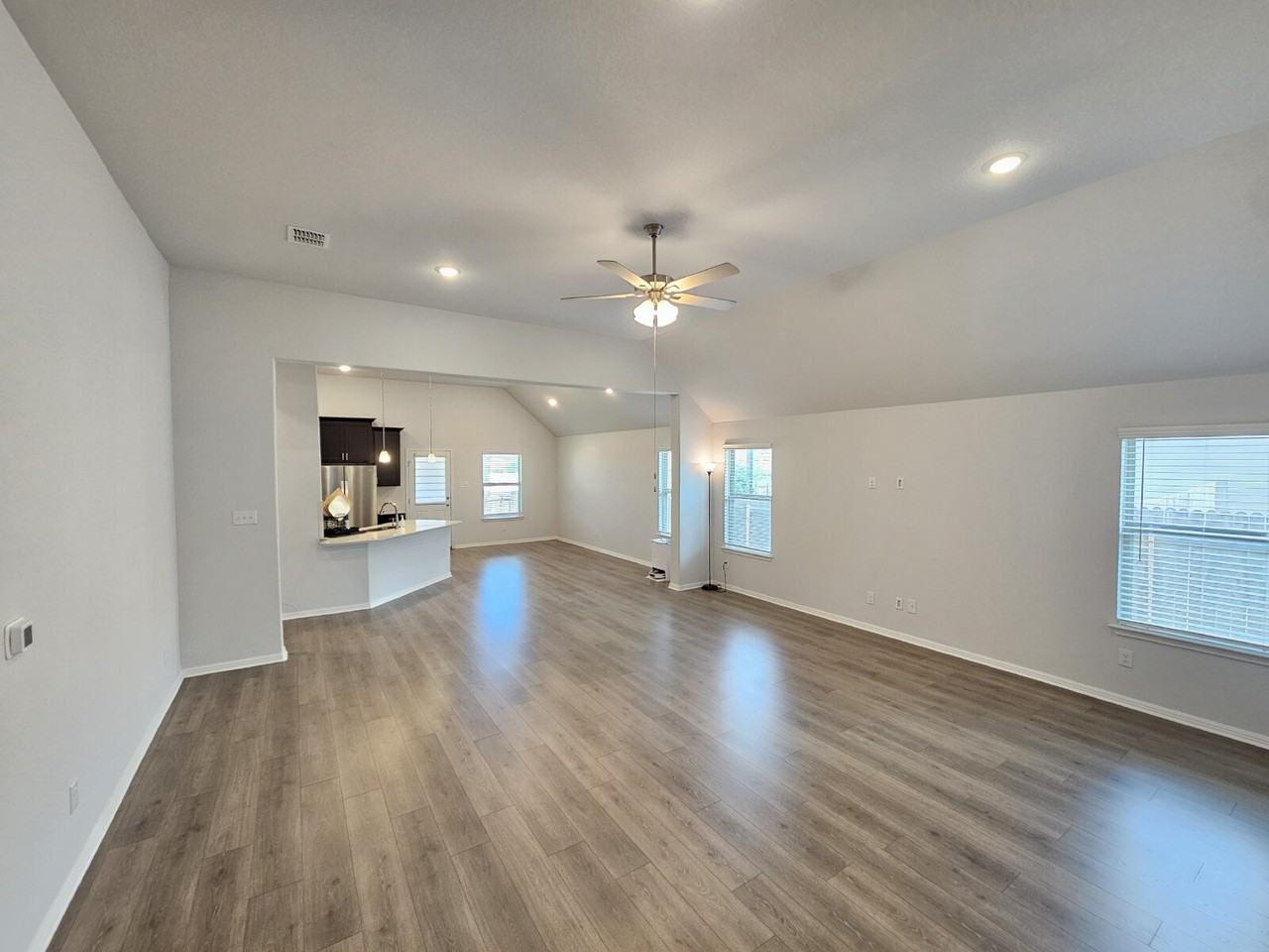 13109 Ditka Dr - Photo 3 of 34