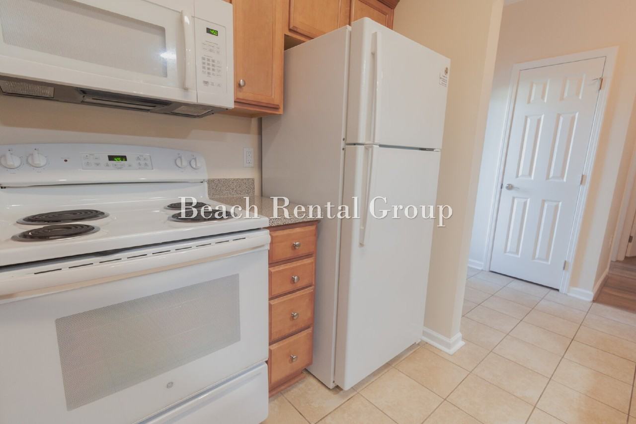 148 Scotch Broom Dr #201 - Photo 5 of 23