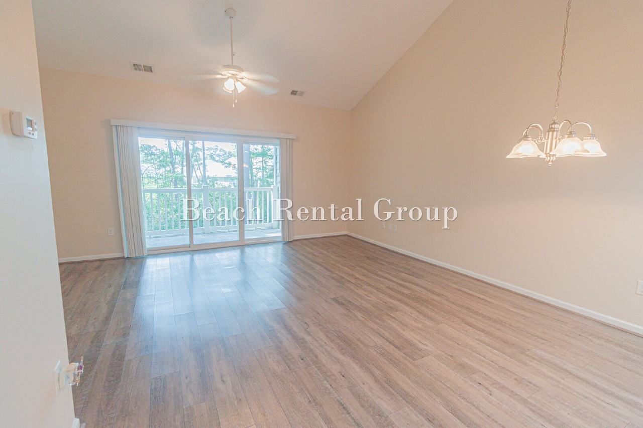 148 Scotch Broom Dr #201 - Photo 6 of 23