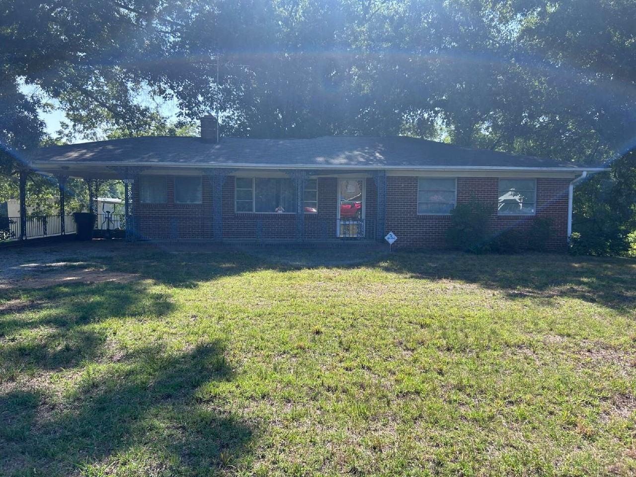 3316 Sandy Ridge Rd - Photo 2 of 18