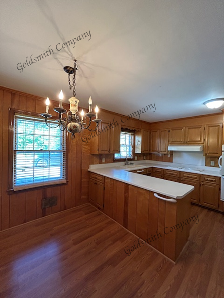 2 Woodfern Cir - Photo 3 of 11