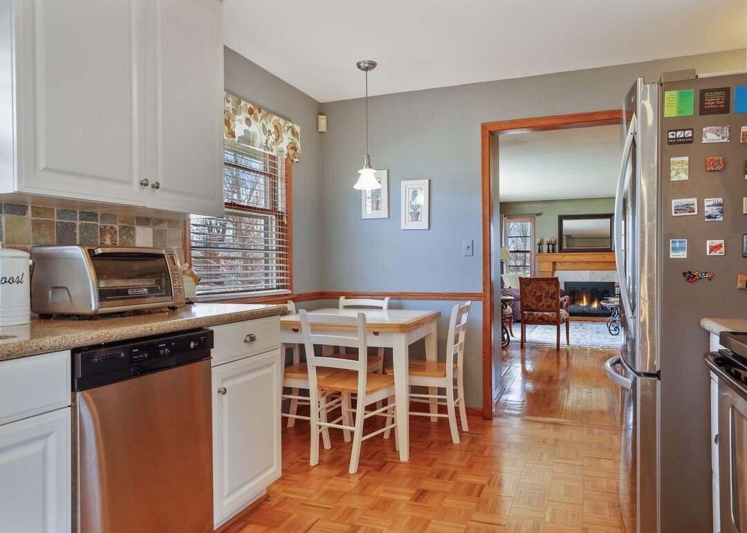 5940 Morgan Ave S - Photo 5 of 23